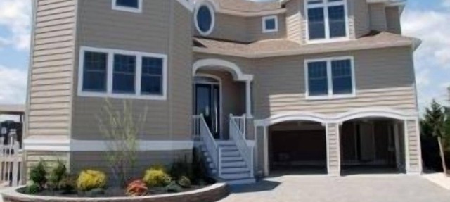 6 bedroom accommodation in Harvey Cedars