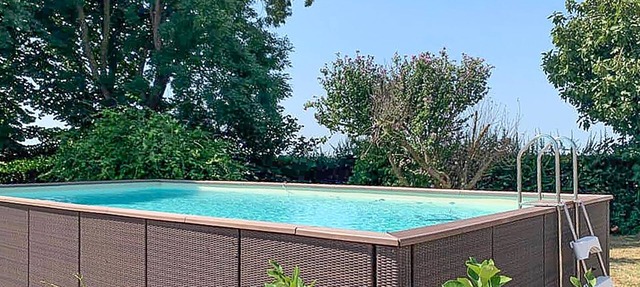 6 bedroom accommodation in Boara Pisani