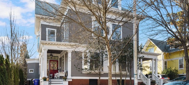 6BR w/Parking Steps to Brown in College Hill