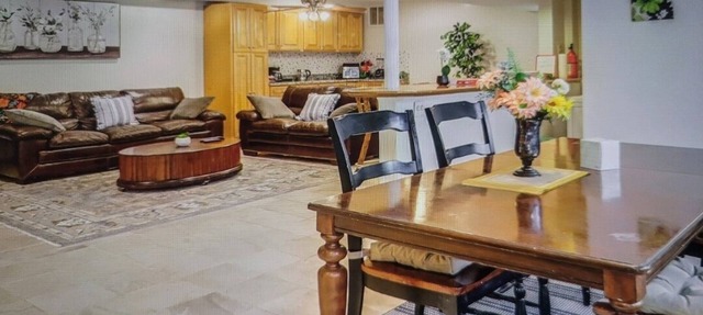< 6mi to DC, 3.5 mi downtown Silver Spring, near bus stop, <1 mi to 495 Beltway