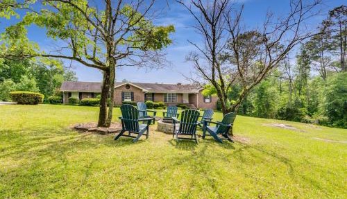 7 Acres Secluded Private Estate Sleeps 16