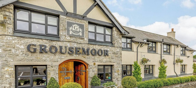 7 bedroom accommodation in Llandegla, near Wrexham