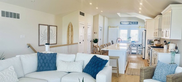 7 Bedroom - On the Bay in Sea Isle- walk to Acme, Beach, Park, and Shops
