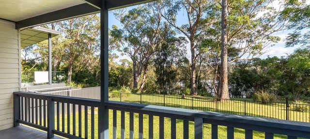 8 on The Lake- Fairhaven Pt Way