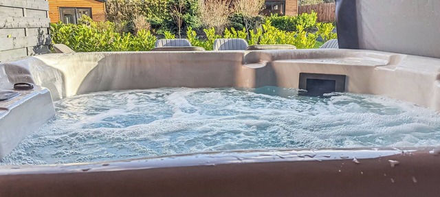 A beautiful bespoke lodge perfect for a family escape with pets.
