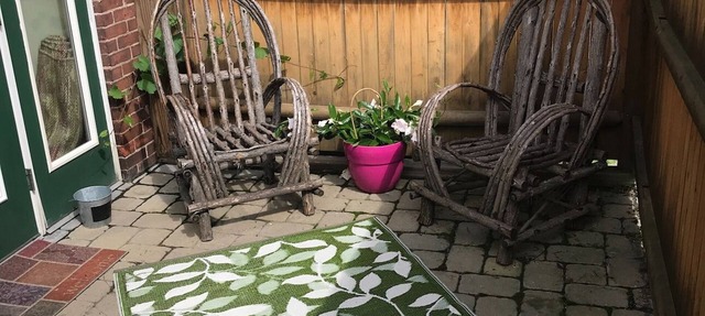 A cozy rest in tiny home of a nest (downtown Northampton)