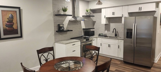 A luxurious getaway in beautiful Buford.