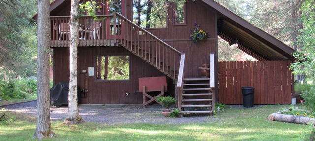 A Private Riverside Suite, Tucked In The Mountains, Just 30 Minutes From Seward