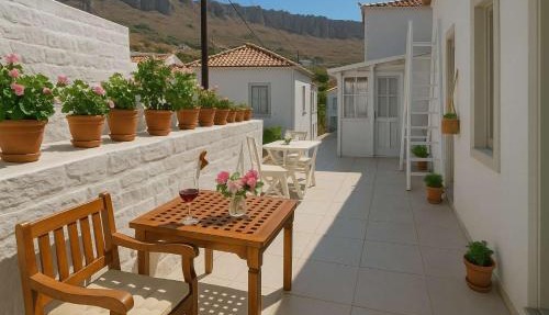 A Sea-licious Vacation - Chic & Style in Hydra