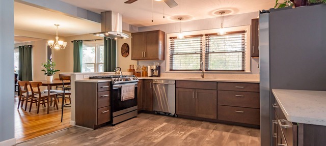 A spacious modern elegant 3 bedroom Ranch, Whole House located in South Nashua.
