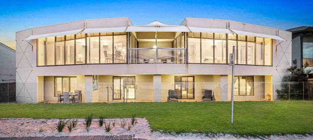 "Absolute Beachfront Luxury" | By Host Solutions