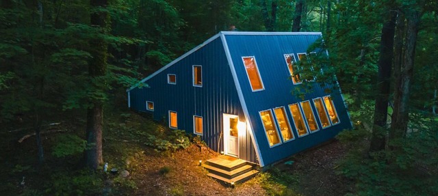 Acute Lodge: Boho, Romantic Getaway in Nelson Co.