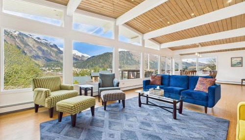 Admirals View Panoramic Views, Family Friendly