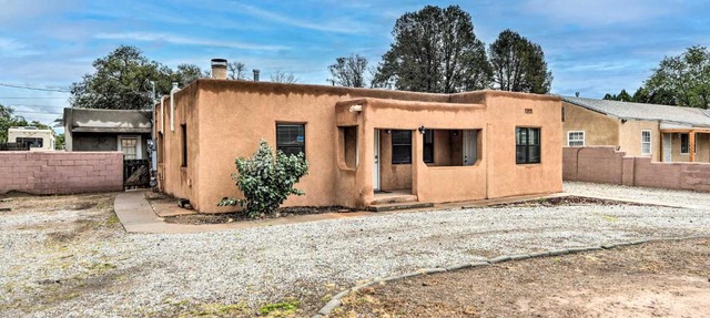 Adobe Albuquerque Home about 5 Mi to Old Town!