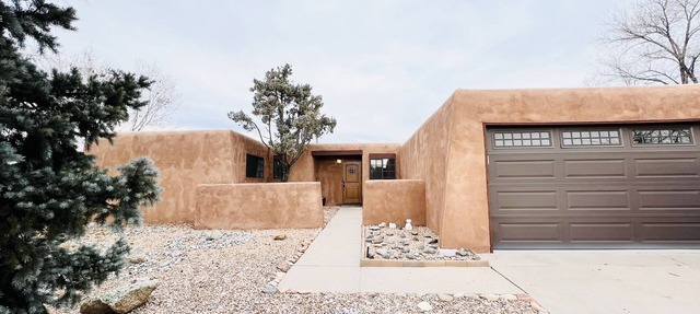 Adobe-Style Charming Home