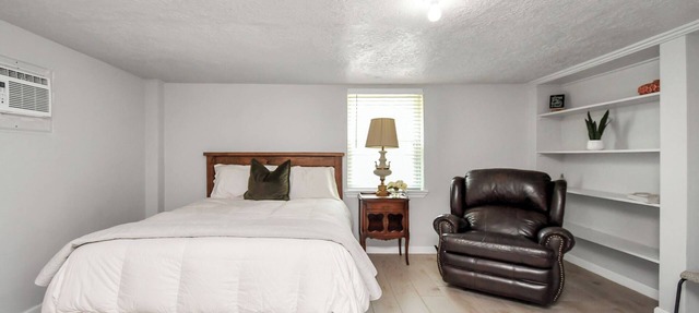 Adorable Country Quarters