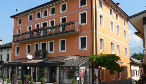 Al Cavallino Rosso