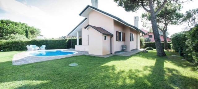 Albarella private oasis