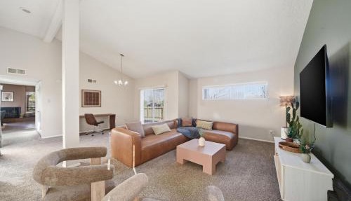 Albuquerque Escape - Hot Tub Atrium home