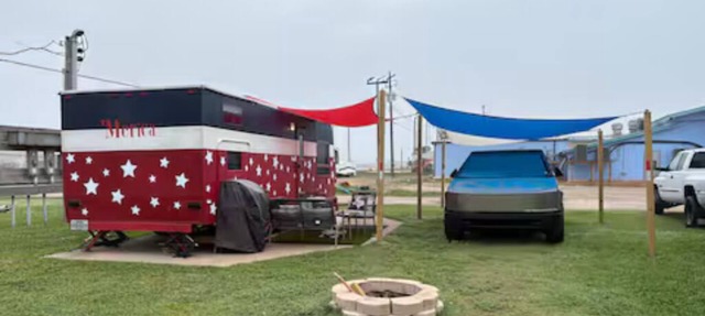 All-American Travel Trailer Near The Beach