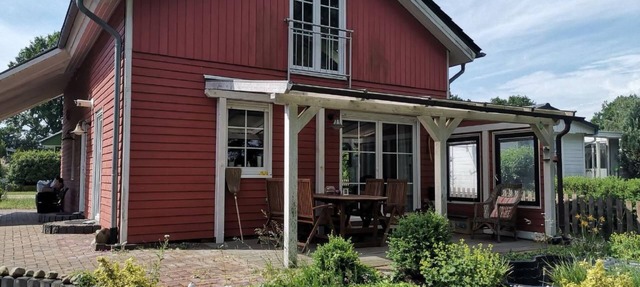 Am Seeufer by Interhome