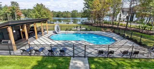 Amazing Lakefront property, Private Pool on Lake Monomonac at Tatum's Place