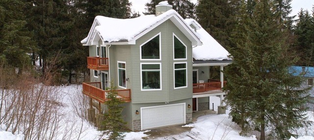 Amazing location with hot tub and front row views of Mt. Alyeska