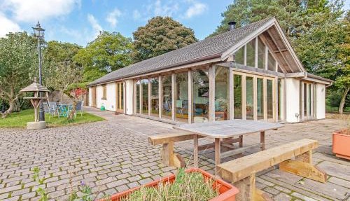 Amber Lodge