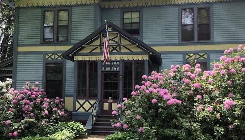 Amherst Inn