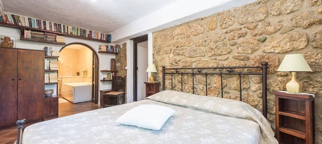 Ampelos Estate – The Stone Room