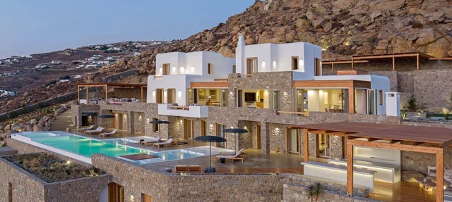 An Elevated Haven with Captivating Views of the Aegean