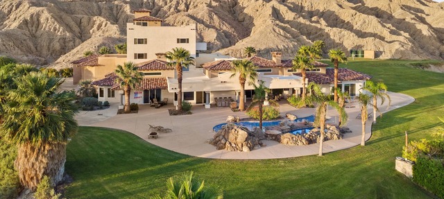 Andreas Oasis | $500 Uber Credit | Festival Availability | BOOK NOW!