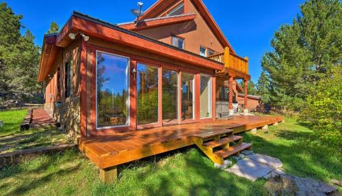 Angel Fire Mountain Cabin w/Hot Tub & Sauna!