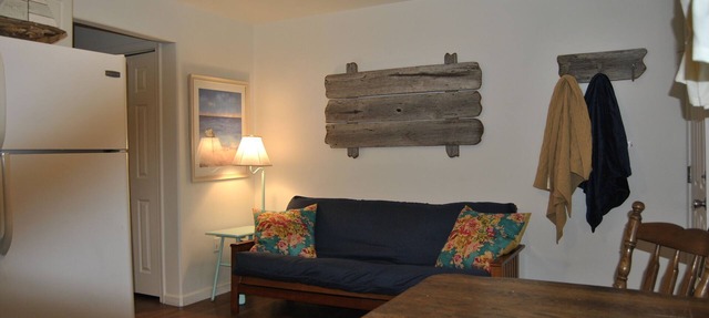 Anglesea Escape - Easy walk to Scenic Seawall, Beaches, Restaurants and Bars!