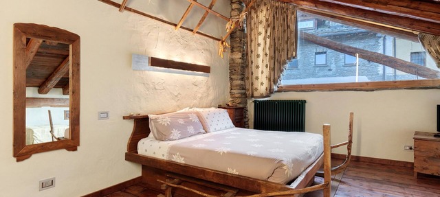 Apartment '3 Eunhlleunno': A Journey into the Past