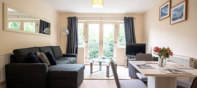 Apartment 4