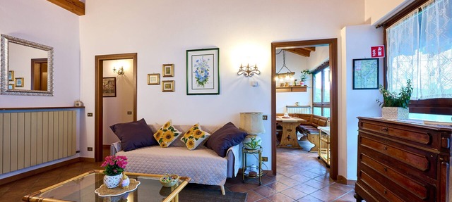 Apartment 'Bruna - 100m Dal Lago Maggiore' with Wi-Fi