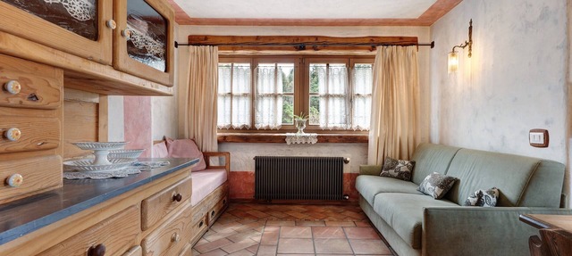 Apartment 'Canada' with Mountain View, Shared Garden and Wi-Fi