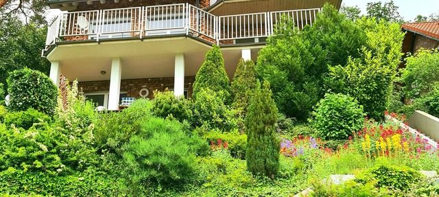 Apartment "Eifelglück" with Mountain View, Private Terrace and Wi-Fi