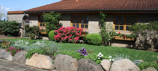 Apartment 'Ferienhaus Weingarten' with Private Terrace and Private Garden