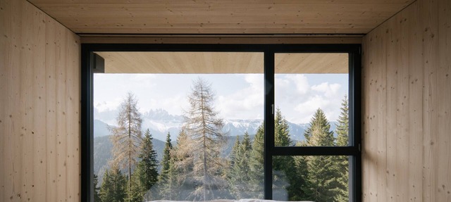 Apartment Hotel "Anders Mountain Suites 1" with Private Sauna, Slope Access & Wi-Fi