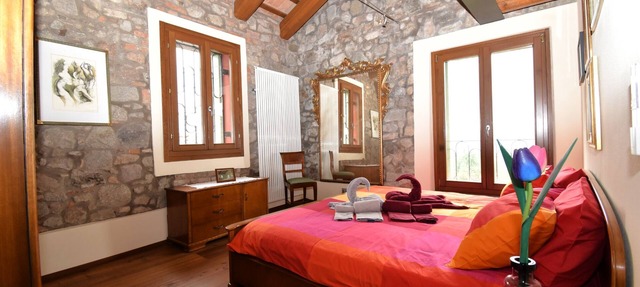 Apartment in an 18th century village in the regional park of the Euganean Hills