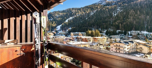 Apartment 'Casadegli Orsi' with Mountain View, Balcony and Wi-Fi