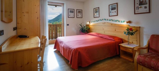 Apartment La Locanda Bilocale 4 persons with mountain view, balcony & Wi-Fi