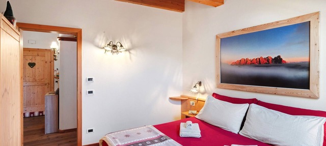 Apartment 'La Rocca' with Mountain View and Wi-Fi
