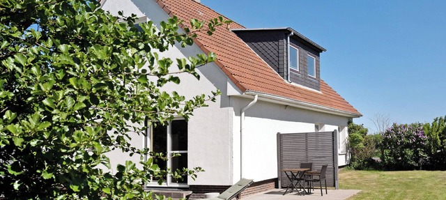 Apartment 'Links' with Private Terrace and Private Garden