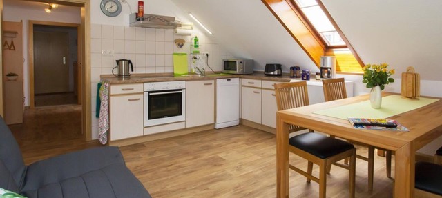 Apartment Marie, bathtub, WC, 2 bedrooms - Ferienwohnungen Möckel
