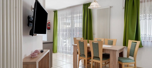 Apartment 'Night and Day 8' with Mountain View, Balcony and Wi-Fi