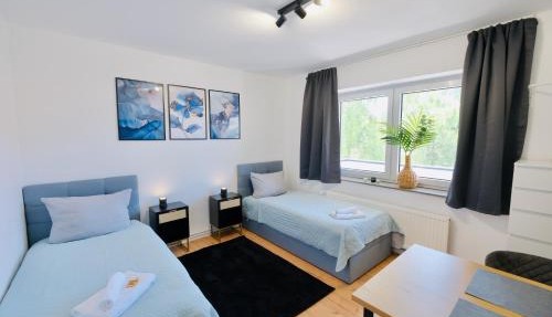 Apartment Pietsch - 6 Personen-3 Schlafzimmer- Boxspringbetten- Smart TV- Balkon- Zentral