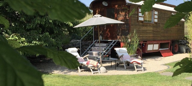 Apartment 'Romantikurlaub Im Zirkuswagen' with Private Garden and Wi-Fi